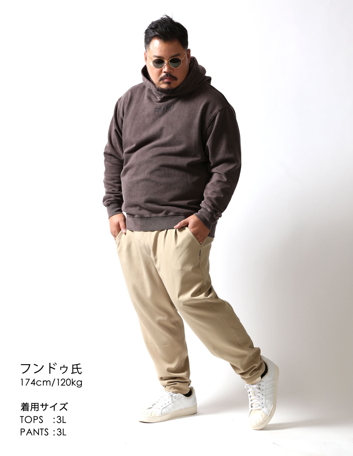 抜け感グレーの上品リラックス02