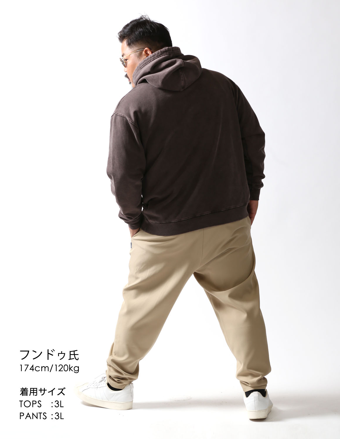 抜け感グレーの上品リラックス04