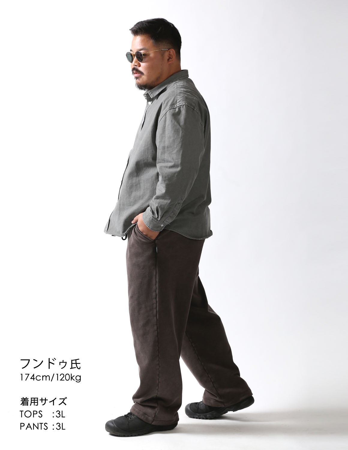 オールグレーで魅せるヴィンテージモードの余裕スタイル03