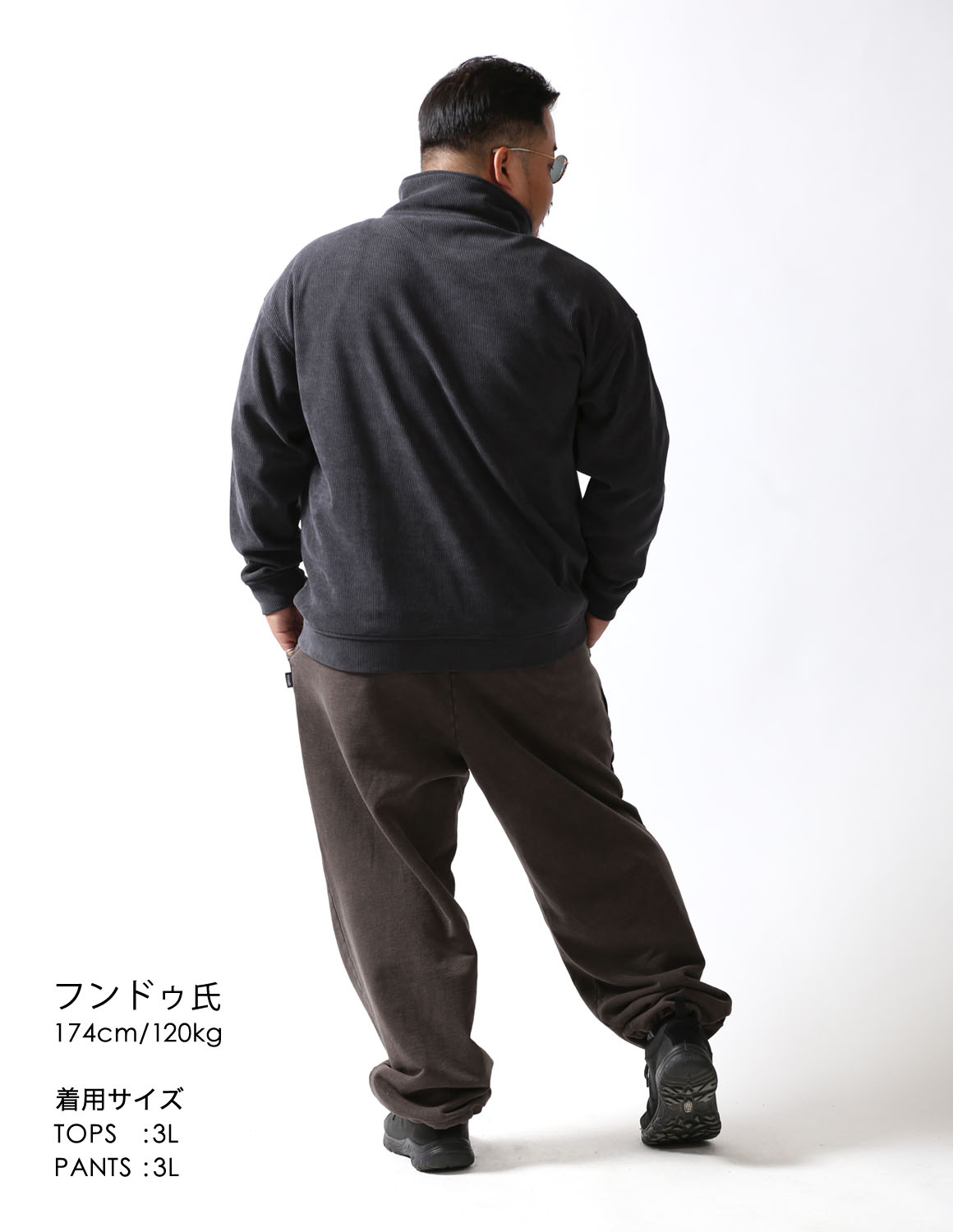 冬のワントーンはグレーで軽やかに04