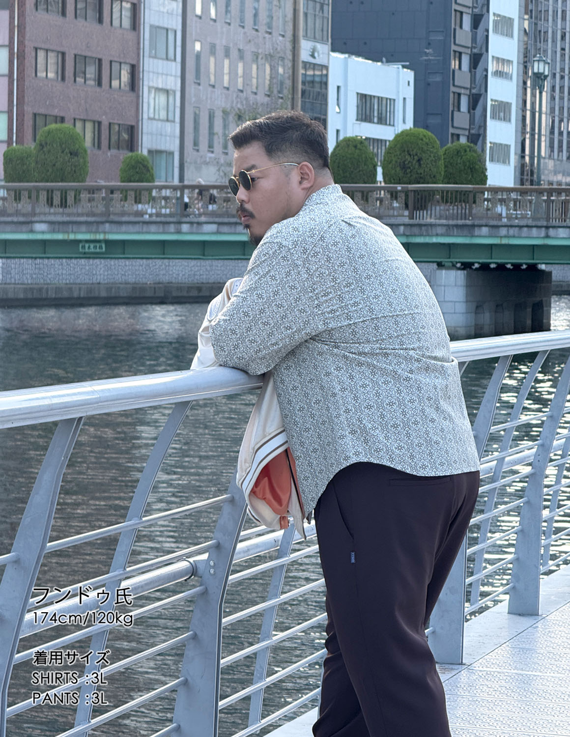 奥行きのある色と柄で魅せる、品格コーデ04