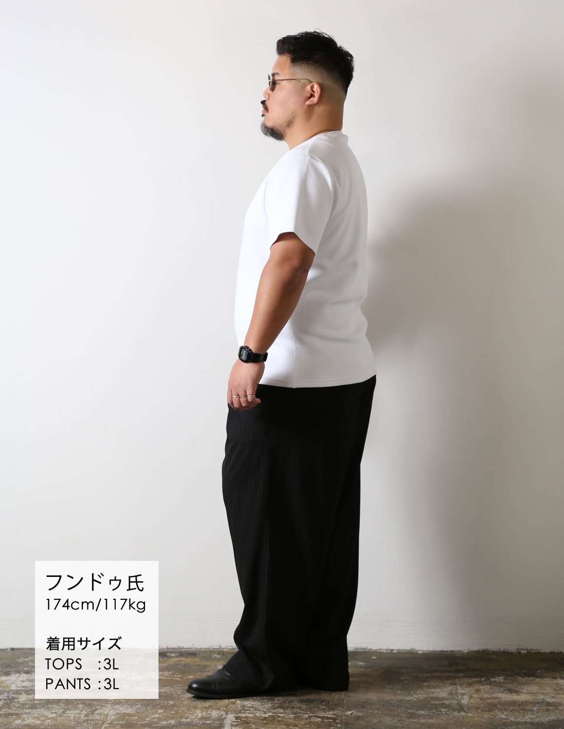 白黒に、さりげないクジラ03