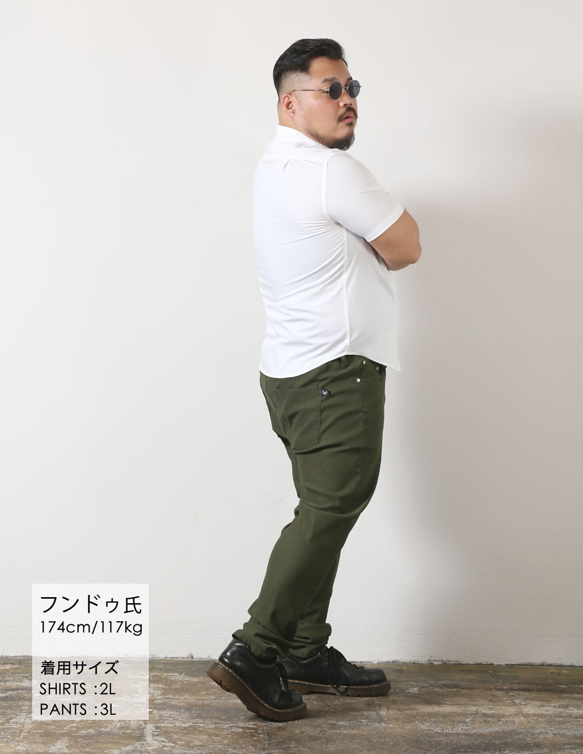 白シャツ、なのに強そう。03